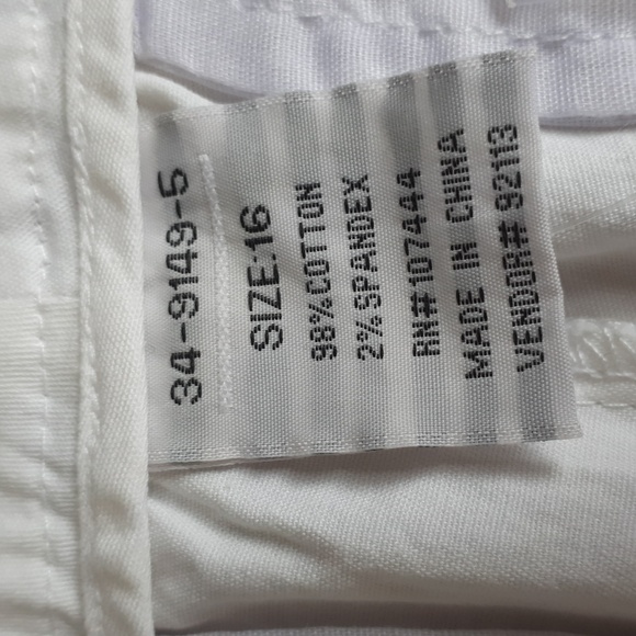 White Cotton Bermuda pants - Picture 5 of 6
